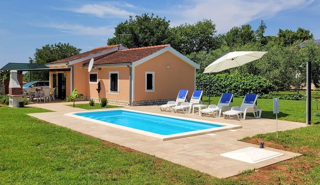 Lovely home in Medulin