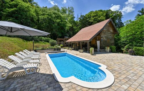 Lovely Home In Veliko Trgovisce With Sauna
