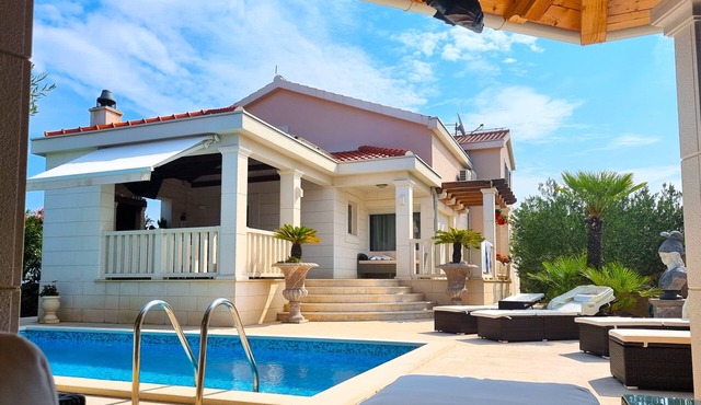 Luxury Family Villa Maslina with Pool - Šolta Island near Split