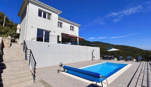 Luxury house with ten beds and private pool in Veprinac, Opatija
