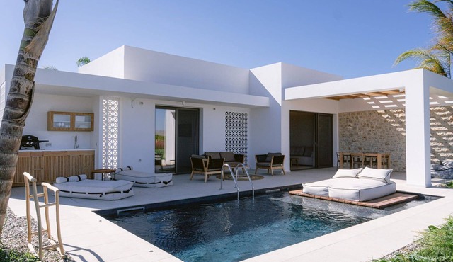 Luxury Kos Villa | Villa Pigwidgeon | 1 Bedroom | Spacious Furnished