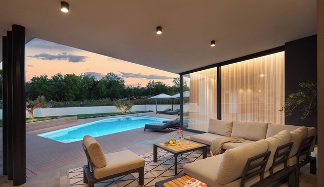 Luxury & Modern 4-bedroom villa with complete privacy in delightful Brgod