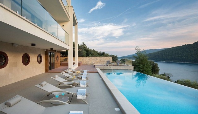 Luxury Villa Labin Palace II with private pool by the sea in Labin - Istria