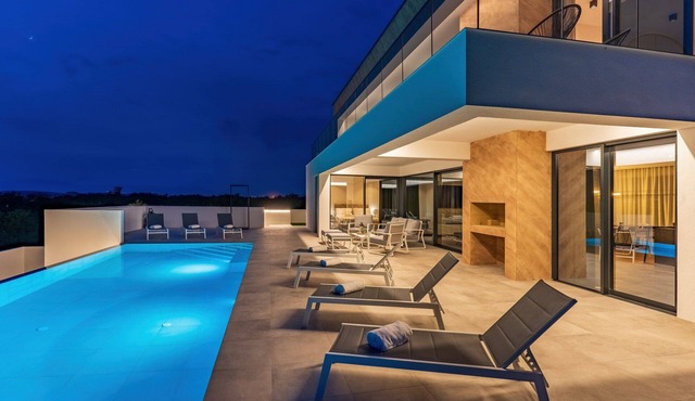 Luxury Villa Panorama with Pool