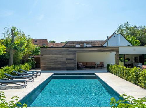 Luxury villa with pool & sauna Kortrijk