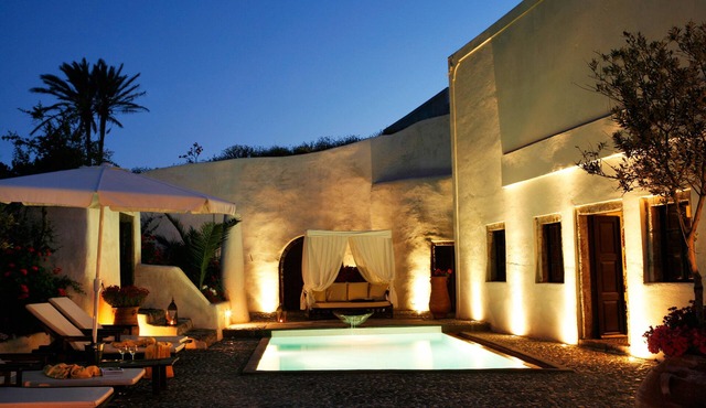 Mansion Sophia- Famous Santorini Villa - Car Rental included- Private & Spacious