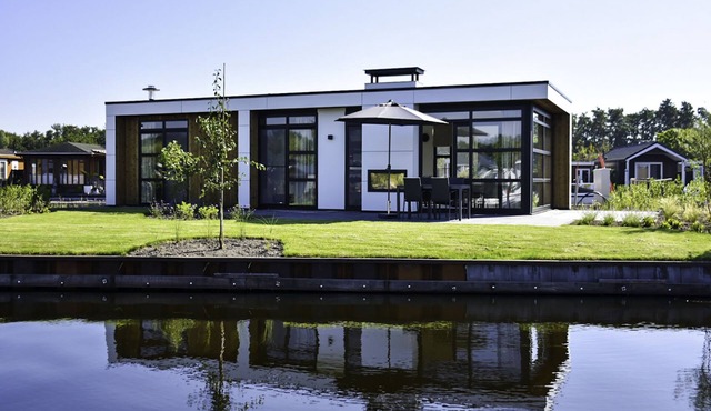 MarinaPark Nieuw Loosdrecht by Interhome