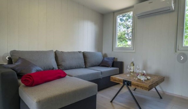 MOBILE HOMES BOUTIQUE 2
