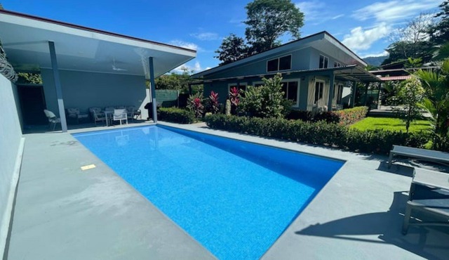 Modern house with pool and terrace in Uvita.