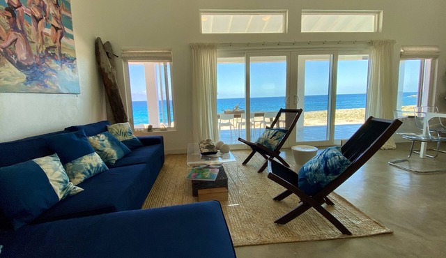 Modern Waterfront Home in Paradise (Rainbow Bay - Eleuthera)