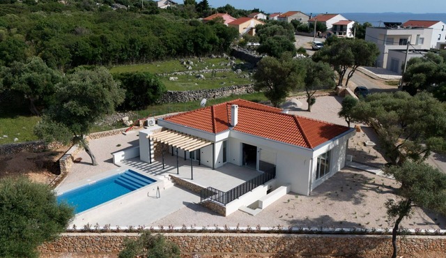 Neu Erbaute Luxuriöse Öko-villa zum Sonder-erstbezugspreis!