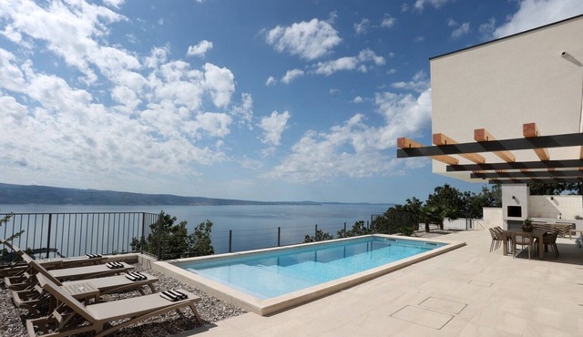 NEW! Stylish Villa Collina - Stunning Sea Views, Private Pool, Top amenities