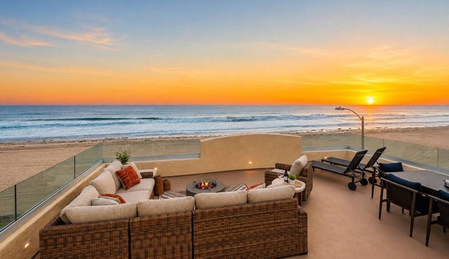 Newly Renovated Oceanfront 8BD/2 Houses w/AC Hot Tub Firepit & Huge Rooftop Deck!