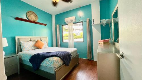 Ngermid Oasis - Vibrant 2 BD/1 BA Duplex