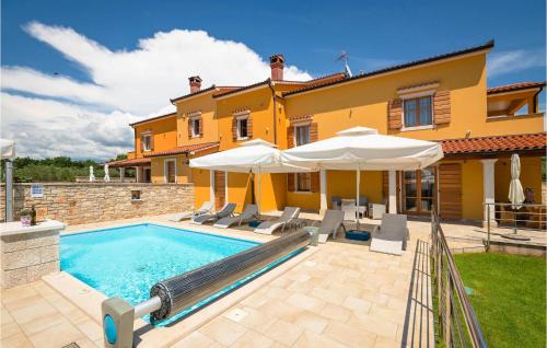 Nice Home In Hr-52215 Vodnjan
