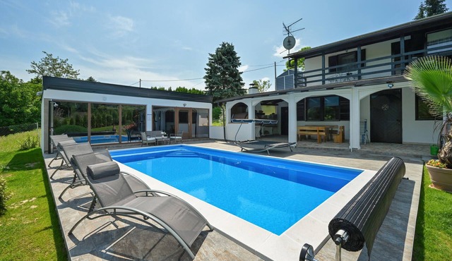Nice home in Lestakovec with sauna