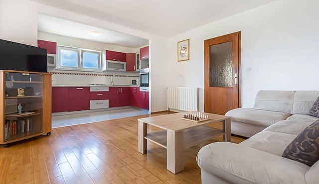 Nice home in Sestanovac