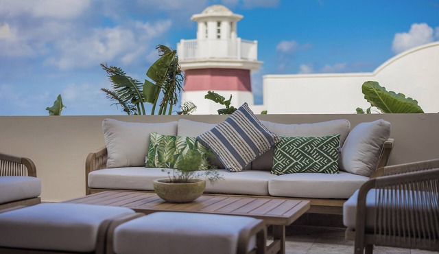 Ocean Views from all Rooms - Private Hot Tub