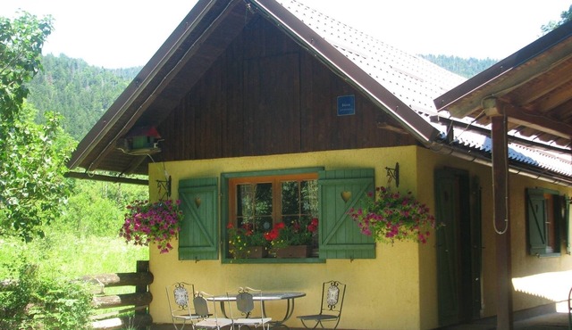 One bedroom apartment with a swimming pool Jasenak, Gorski kotar (A-20718-b)