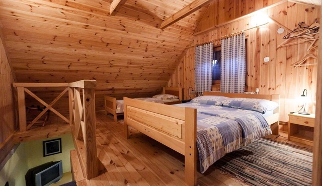 One bedroom apartment with a swimming pool Jasenak, Gorski kotar (A-20718-c)