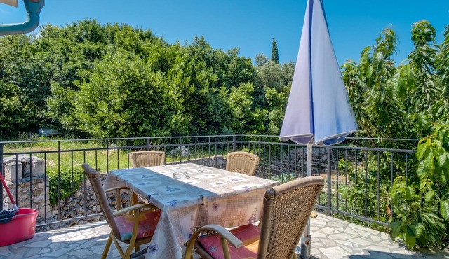 One bedroom apartment with terrace and sea view Nerezine, Lošinj (A-2519-a)