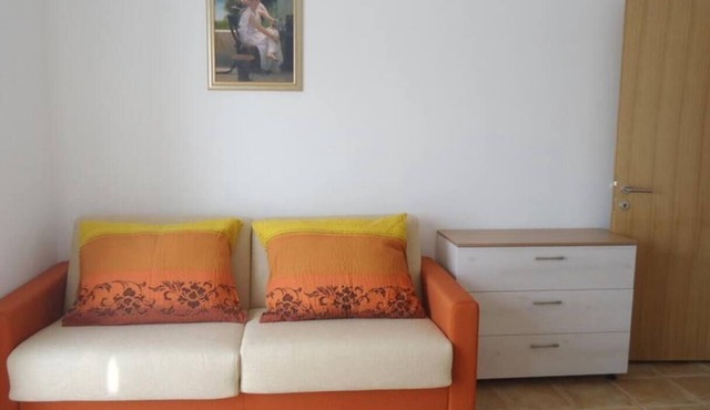 One bedroom apartment with hot tub by the beach Vidalići, Pag (A-18936-e)
