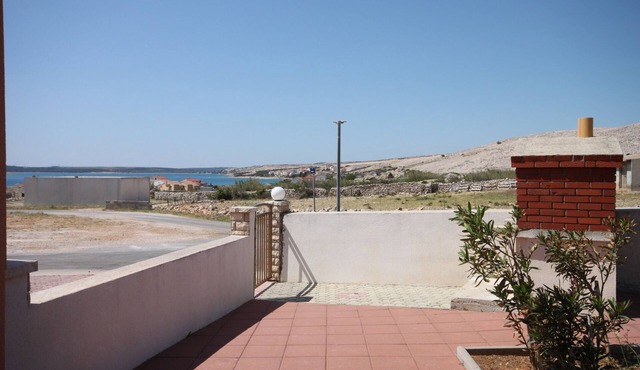 One bedroom apartment with terrace and sea view Kustići, Pag (A-6287-d)