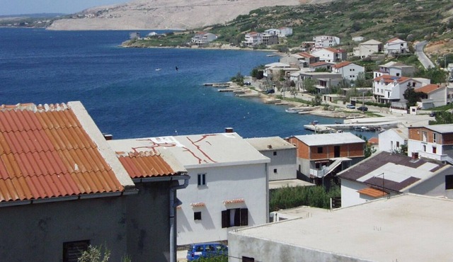 One bedroom apartment with terrace and sea view Metajna, Pag (A-525-c)