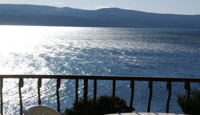 One bedroom apartment near beach Nemira, Omiš (A-2782-g)
