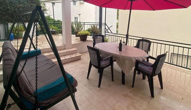 One bedroom apartment with terrace Marina, Trogir (A-23667-b)