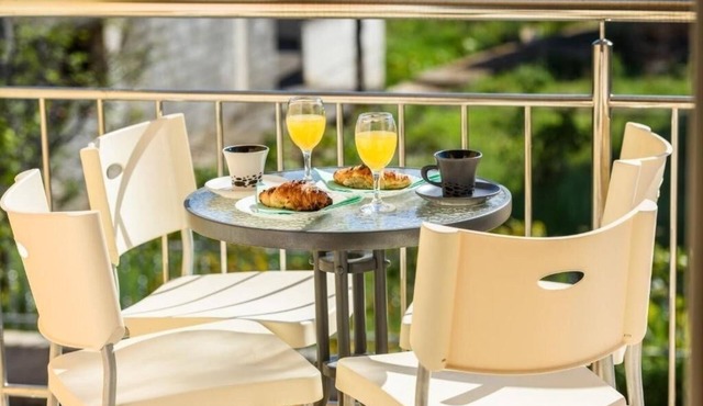 One bedroom apartment with balcony Marina, Trogir (A-25135-b)