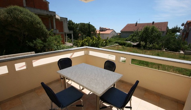 One bedroom apartment with terrace Novalja, Pag (A-3294-b)