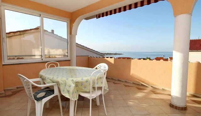 One bedroom apartment with a swimming pool Novalja, Pag (A-9334-b)