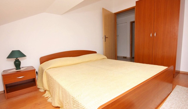 One bedroom apartment with terrace Ljubač, Zadar (A-5947-a)