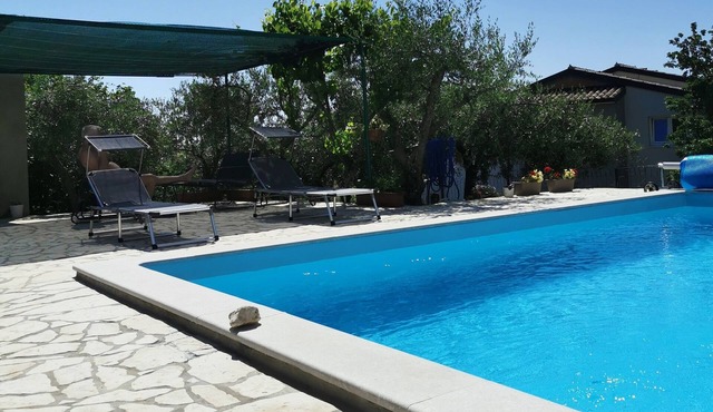 One bedroom apartment with a swimming pool Kaštel, Central Istria - Središnja Istra (A-21309-b)