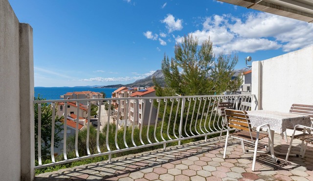 One bedroom apartment with terrace and sea view Nemira, Omiš (A-2828-e)