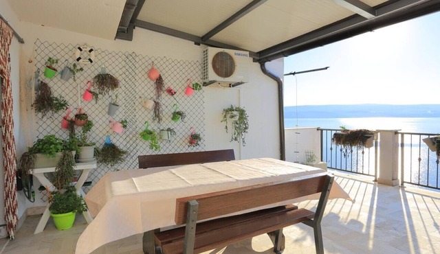 One bedroom apartment with terrace and sea view Stanići, Omiš (A-12723-b)