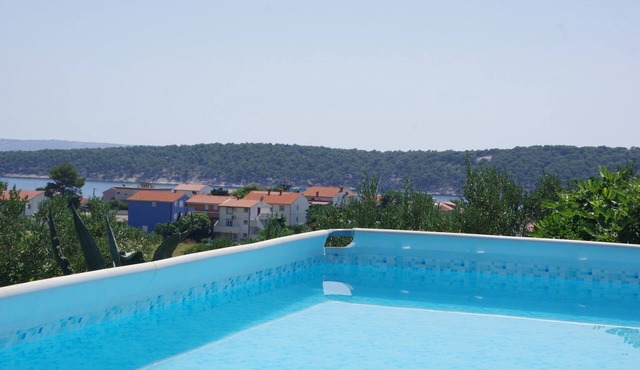 One bedroom apartment with a swimming pool Barbat, Rab (A-4988-a)