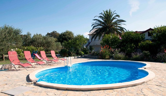 One bedroom apartment with terrace Mundanije, Rab (A-5076-a)