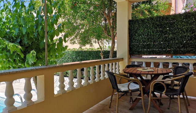 One bedroom apartment with a swimming pool Banjol, Rab (A-11382-c)