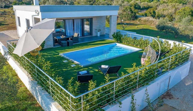 Orchid Stay, Kroatien