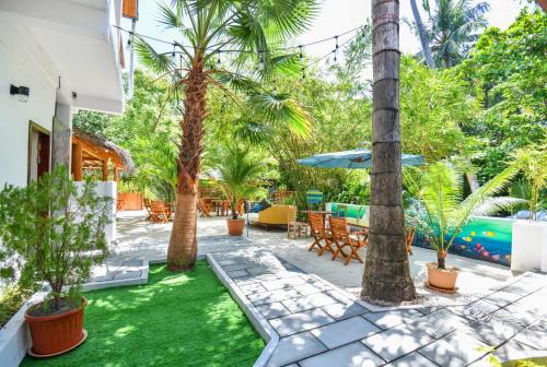 Ostrov Hotel