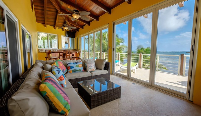 Paradise found! Sleeps up to 8 persons