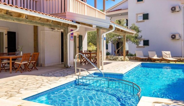 Pavica 5 by Interhome