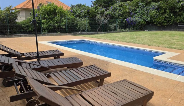 PAXARIÑAS VILLA WITH PRIVATE POOL