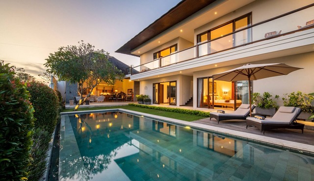 Peaceful 3BR Villa - Canggu Oasis
