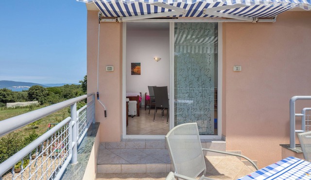 Peaceful Retreat With Terrace 2, Kavran, Croatia