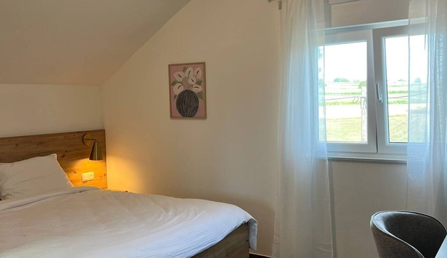 Pink Broom 1-bedroom with AC in charming Plitvice Lakes