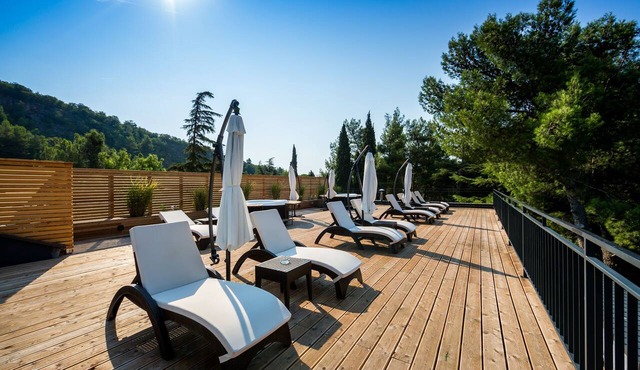 Preelook Apartments and Rooms