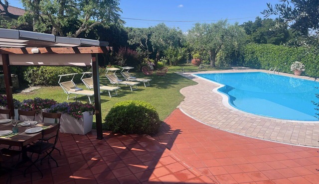Private Villa with private pool, sauna, A/C, WIFI, TV, patio, panoramic view, close to Rimini